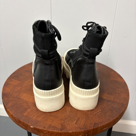 Gianni Bini Black Wander-Lust Lug Sole  Women's Platform Bootie Hightop Size 8M - Picture 3 of 10